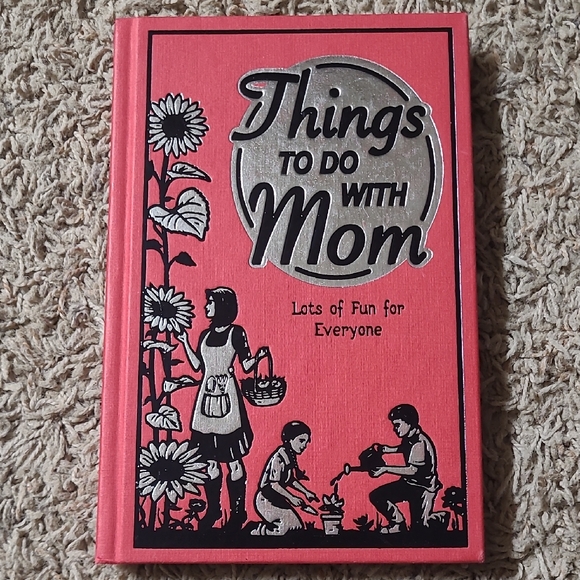 Scholastic Other - Things to Do With Mom: Lots of Fun for Everyone (Best at Everything) Hardcover